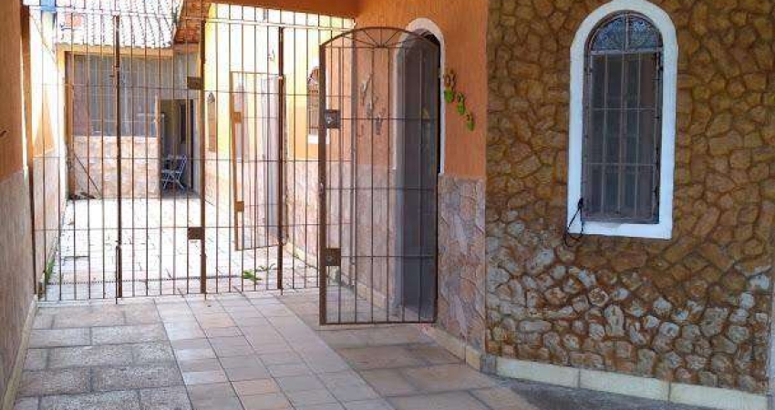 Casa com 2 quartos à venda na Avenida Antonio Baena Fernandes, Balneário Tupy, Itanhaém