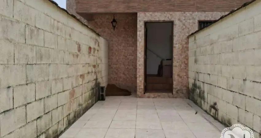 Casa à venda com 2 quartos no bairro Nova Itanhaém (Interior)