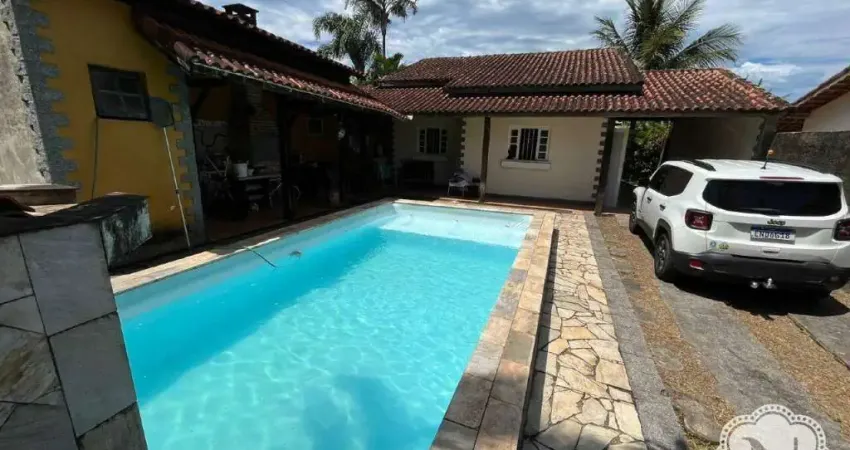 Casa à venda com 4 quartos no bairro Jamaica (Praia)