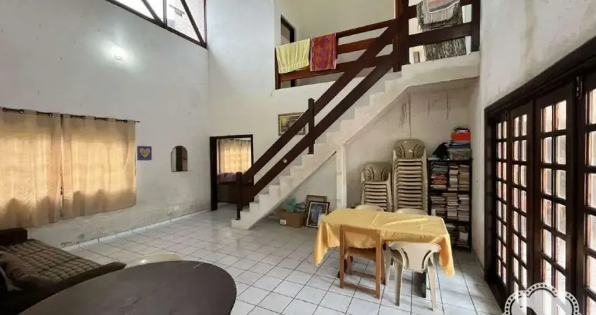 Sobrado para aluguel com 3 quartos no bairro Cibratel