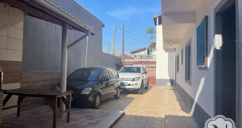 Sobrado à venda com 4 quartos no bairro nova itanhaém (interior)