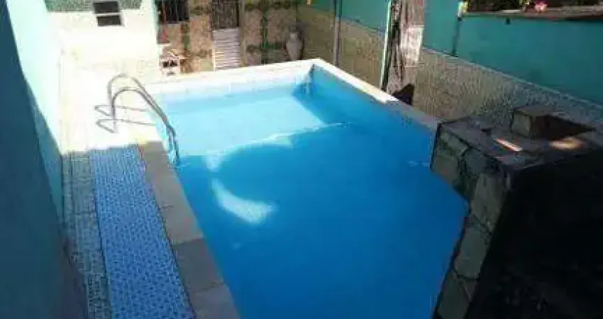 Sobrado à venda com 3 quartos no bairro Jardim Oásis