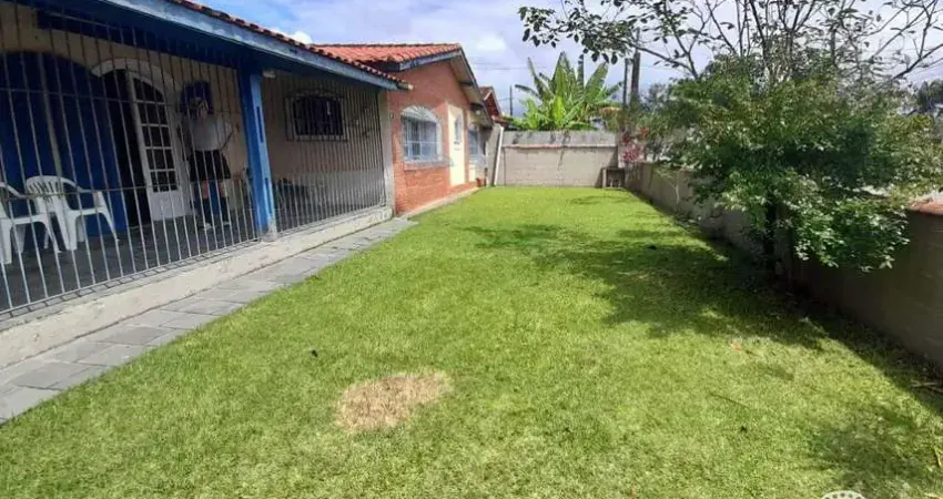 Casa à venda com 4 quartos no bairro Jamaica (Praia)