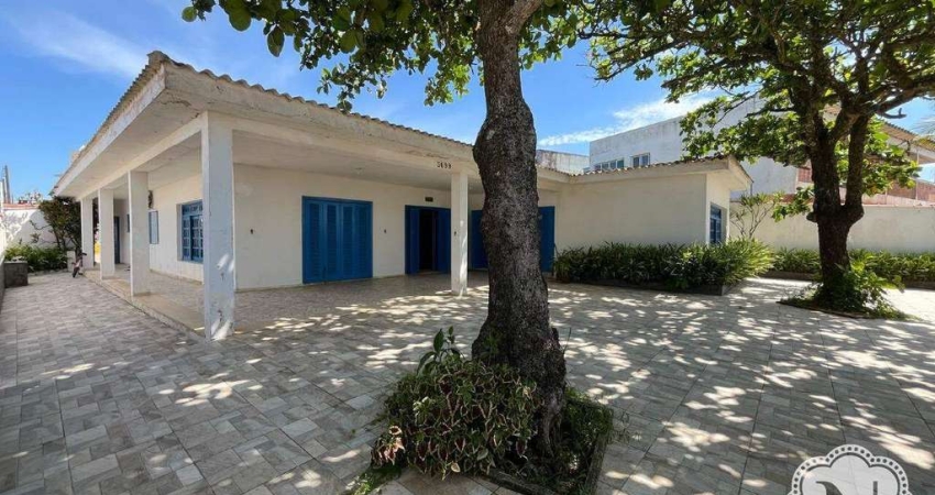 Casa à venda com 4 quartos no bairro Nova Itanhaém (Praia)
