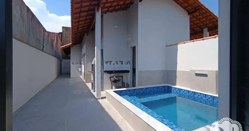 Casa com 2 quartos à venda na Rua Lia Maria, Vila Loty, Itanhaém