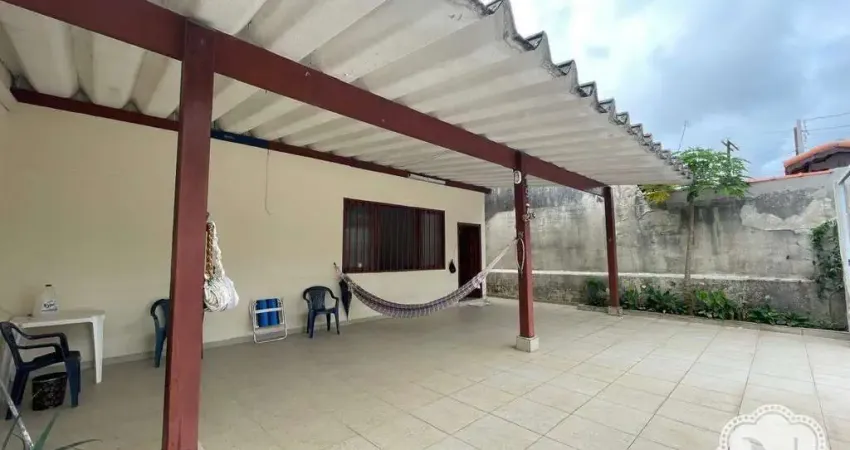 Casa com 2 quartos à venda na Rua Pio XII, Suarão, Itanhaém