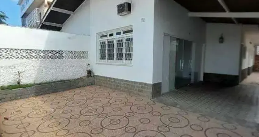 Sobrado para aluguel com 5 quartos no bairro Centro