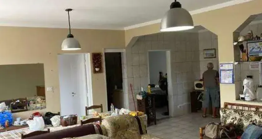 Sobrado à venda com 4 quartos no bairro Jardim Suarão