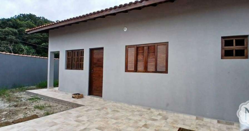 Casa nova com 2 quartos sendo 1 suite a venda no Cibratel.