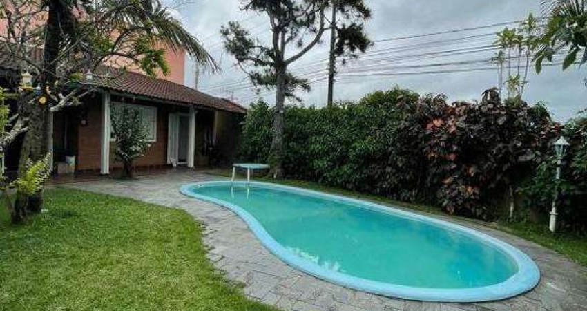 Casa à venda com 5 quartos no bairro Nova Itanhaém (Praia)
