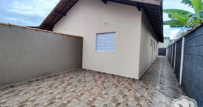 Casa à venda com 2 quartos no bairro Nova Itanhaém (Interior)