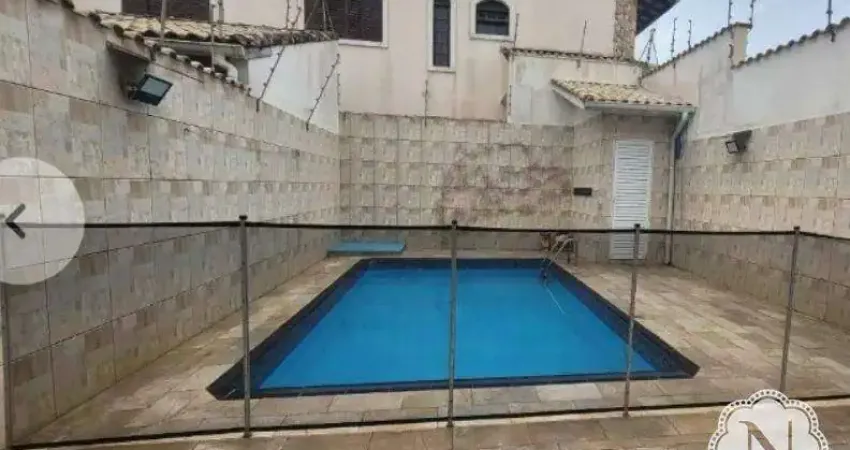 Casa com 3 quartos à venda na Avenida Presidente Vargas, Centro, Itanhaém