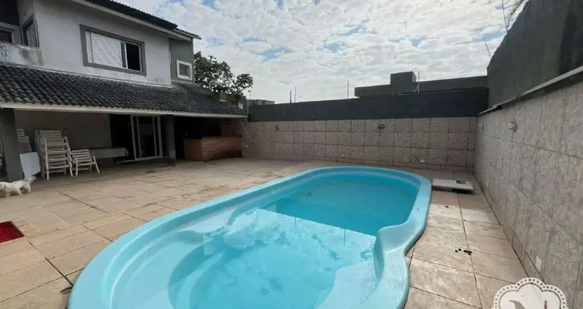Casa com 3 quartos à venda na Rua Turquia, Bopiranga, Itanhaém