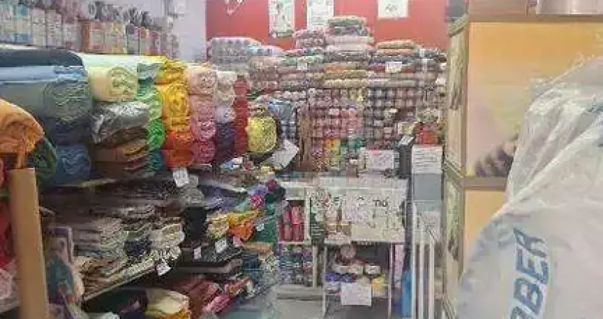Prédio à venda na Praça Pio XII, Centro, Itanhaém