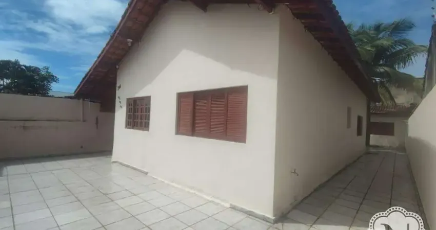 Casa com 2 quartos à venda na Rua Emília, Jardim Regina, Itanhaém