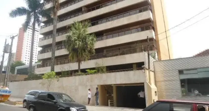 Apartamento Cobertura 4 Suítes no  Ed: Eldorado - Centro