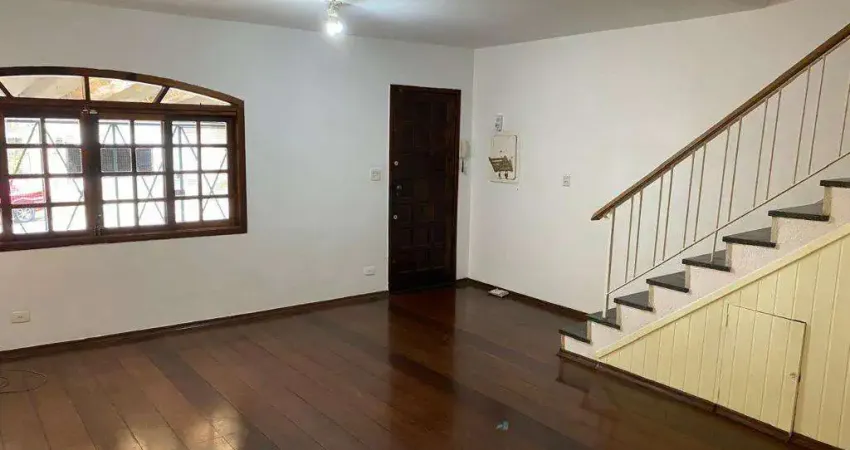 Sobrado com a venda no Brooklin, com 3 dormitórios, 1 suíte e 2 vagas. desocupado. Preço maravilhoso.