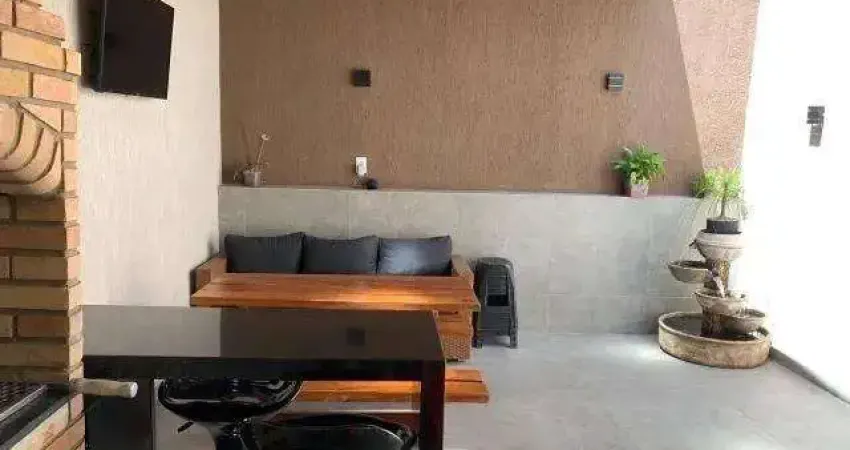 Venha conhecer este lindo sobrado recém reformado no Condomínio Verdana em Medeiros. Localizado em um condomínio com segurança e lazer completo.