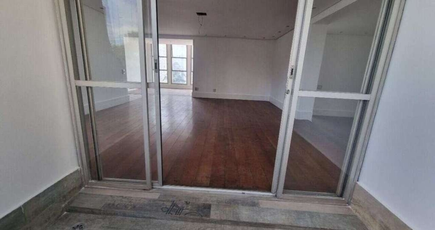 Procurando um cantinho para chamar de seu na Vila Andrade? Este apartamento com 3 dormitórios, sendo 1 suíte e 3 vagas pode ser seu!