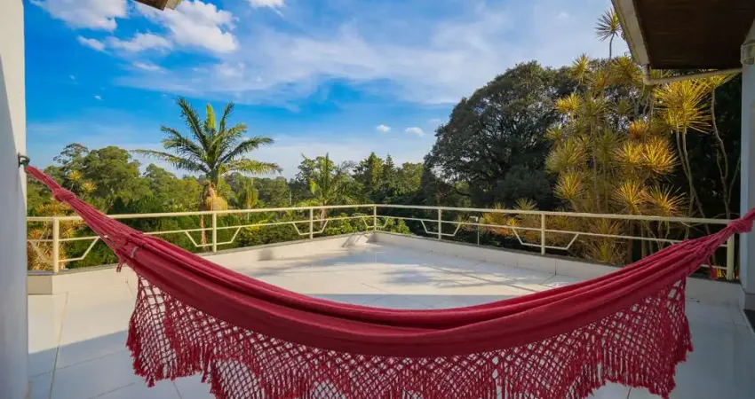Casa tipo para venda em Granja Viana com 4 quartos, sendo 3 suítes, 465m²