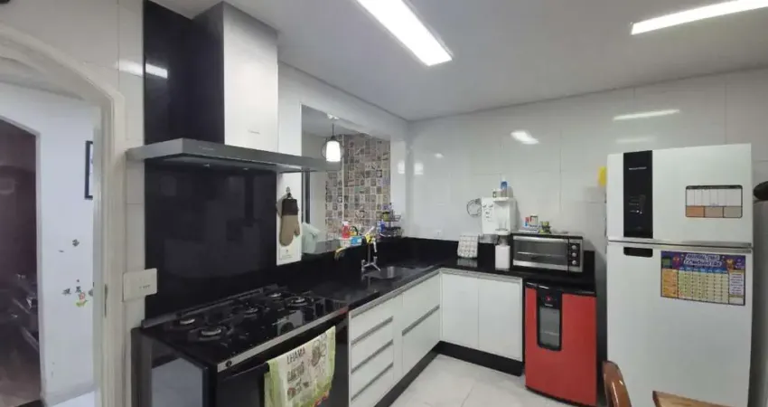 Sobrado para venda em Vila Tolstoi com 2 quartos, sendo 1 suíte, 180m²