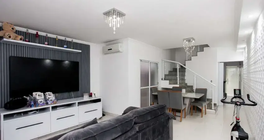 Sobrado para venda em Vila Palmeiras com 3 quartos, sendo 3 suítes, 155m²