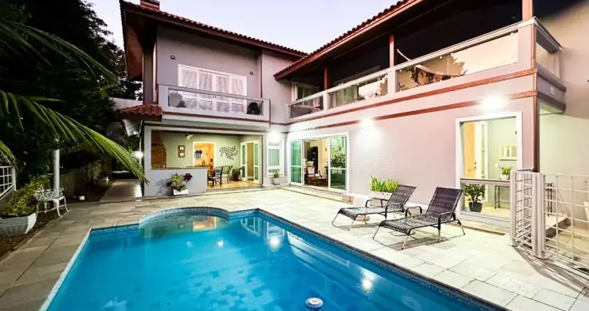 Casa no condomínio morada das estrelas para venda com 6 quartos, sendo 6 suítes, 540m²