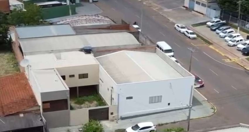 Apartamento à venda na Avenida Bandeirantes, Centro, Rondonópolis