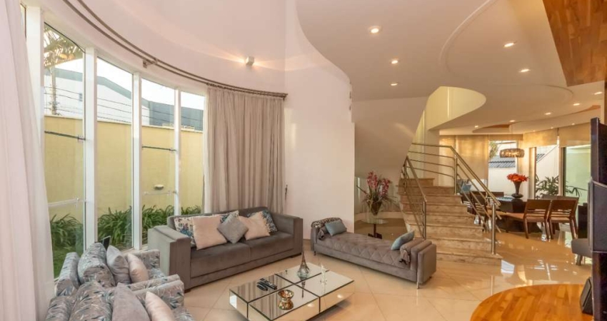 Sobrado para venda com 3 quartos, sendo 3 suítes, 360m²