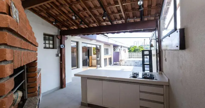 Casa para venda em Vila Romana com 2 quartos, sendo 2 suítes , 120m²