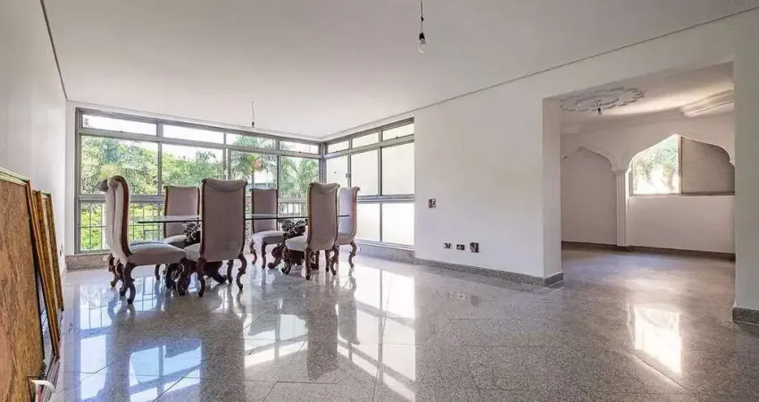 Apartamento à venda, no edifício brasil pitoresco, , com 3 quartos, 145m², 3 dormirórios,1 suíte e 2 vagas, desocupado. lazer completo.