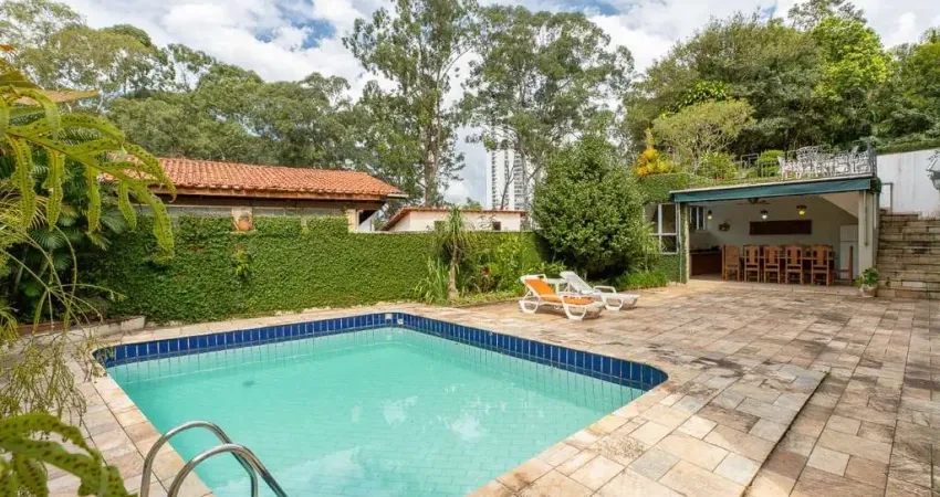 Casa para venda em Jardim Marajoara com 4 quartos, sendo 2 suítes , 384m²