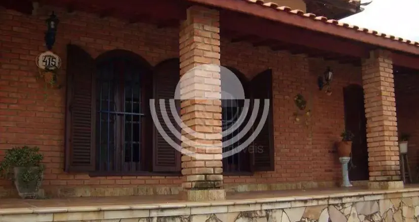 Casa de Rua à Venda no bairro Jardim do Lago em Campinas. Região do Campinas Shopping