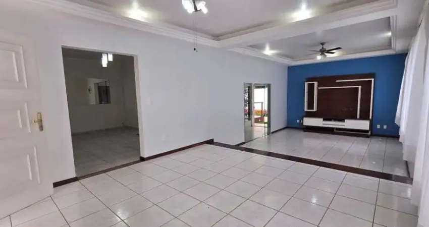 Casa em condomínio com 3 dormitórios (1 suíte) - Venda por R$ 1.800.000 - Fazenda São Quirino - Campinas/SP