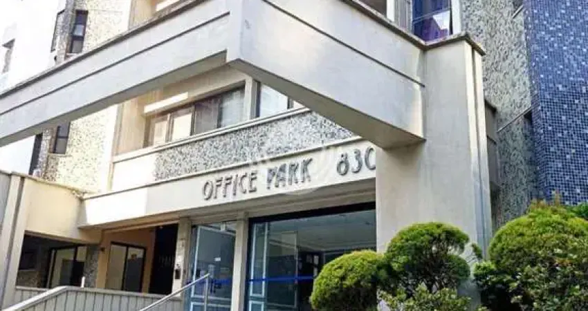 Sala Comercial para alugar no bairro Cambui em Campinas.