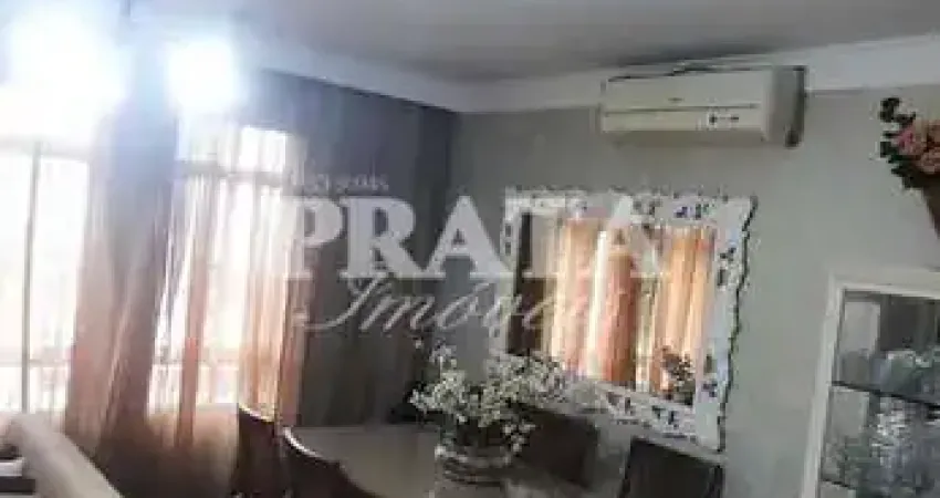 CENTRO SÃO VICENTE 4 DORMITÓRIOS 1 SUÍTE 1 VG GARAGEM COLETIVA