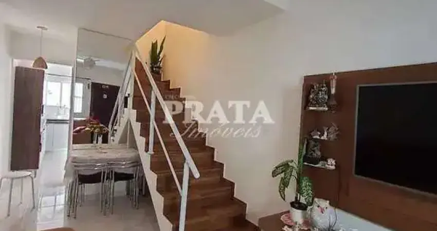 GUILHERMINA P GRANDE SOBRADO 2 DORMITÓRIOS 1 VG DE GARAGEM