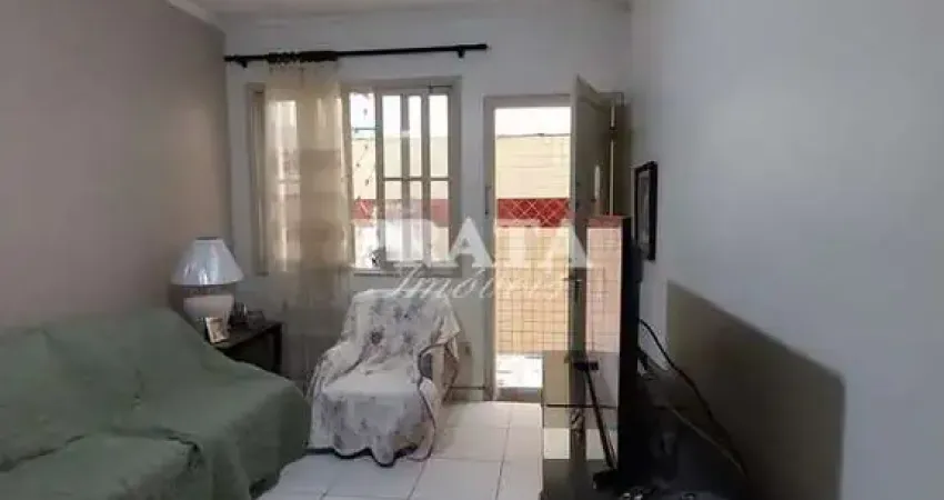 BOQUEIRÃO SANTOS TÉRREO 2 DORMITÓRIOS 1 VAGA GARAGEM
