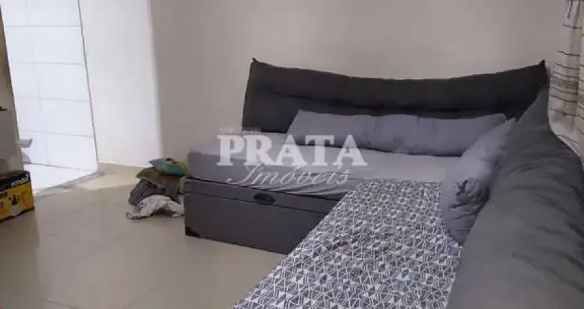 JAPUÍ S VICENTE SOBRADO EM CONDOMÍNIO 2 DORMITÓRIOS 1 V GARAGEM