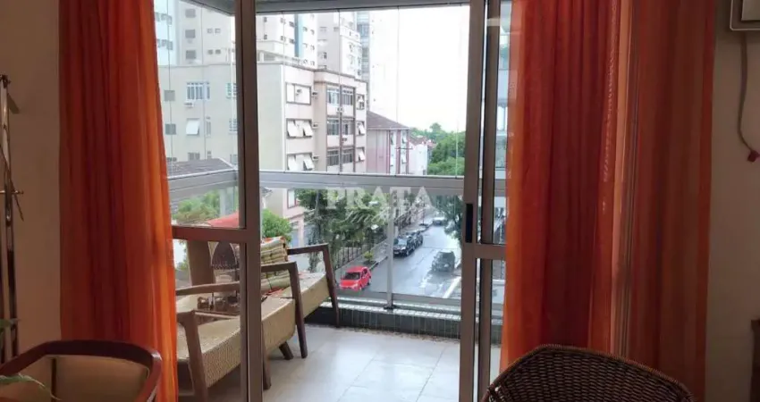 Embaré santos 3 suítes 3 vgs garagem demarcadas próximo à paia