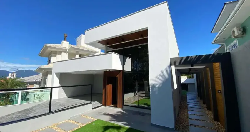 Casa com 3 quartos à venda na Rua dos Cisnes, Pedra Branca, Palhoça