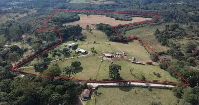 Chácara com 1 dormitório à venda, 28712900 m² por R$ 8.000.000,00 - Capoeira dos Dinos - Piraquara/PR