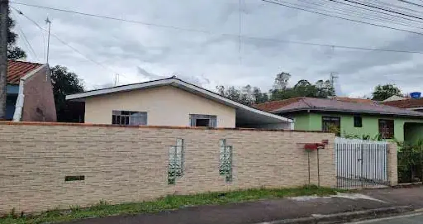 Casa com 4 dormitórios à venda, 139 m² por R$ 390.000,00 - Vila Vicente Macedo - Piraquara/PR