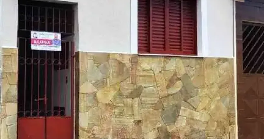 Casa com 2 quartos para alugar no Pedreira, Guaratinguetá 