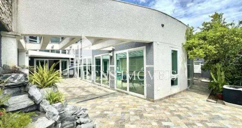 Casa para Venda em Curitiba, Bairro Alto, 4 dormitórios, 4 suítes, 5 banheiros, 10 vagas
