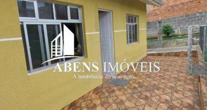 Casa para Venda em Colombo, Fátima, 4 dormitórios, 2 banheiros, 5 vagas