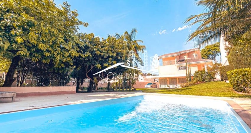 Casa com 5 quartos para alugar na Rua Bruno Lobo, 12, Bairro Alto, Curitiba