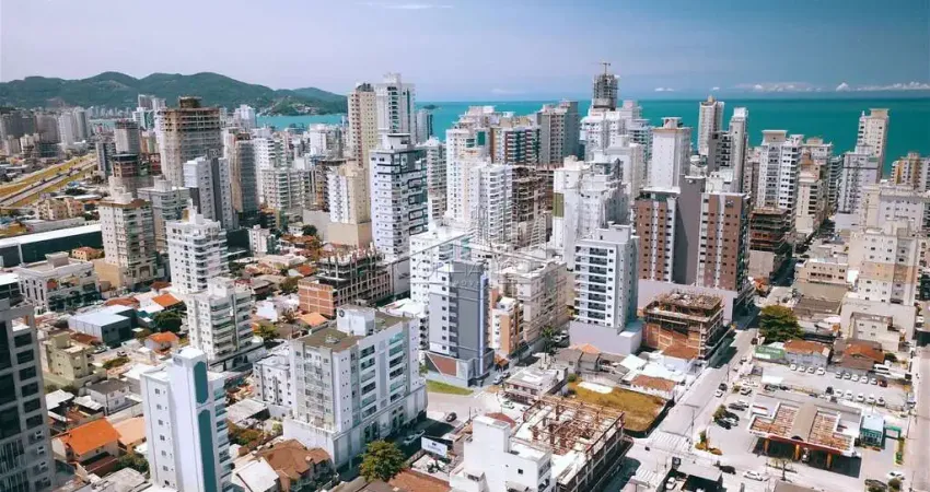 Apartamento com 3 quartos à venda na Rua 244, 542, Andorinha, Itapema