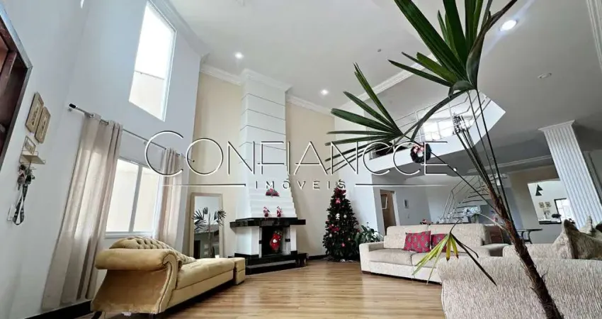 Casa com 4 quartos para alugar na Rua Francisco Querino de Lima, São Braz, Curitiba