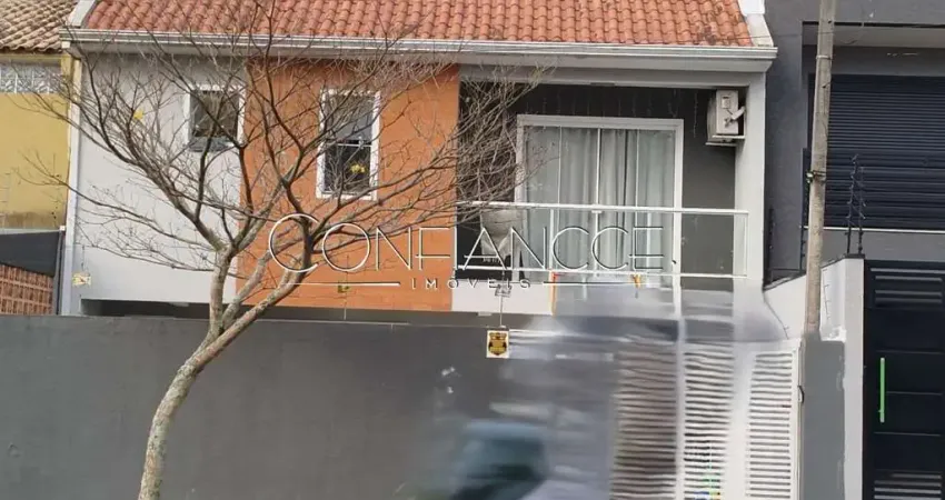 Casa com 3 quartos à venda na Rua Oliveira Viana, Boqueirão, Curitiba